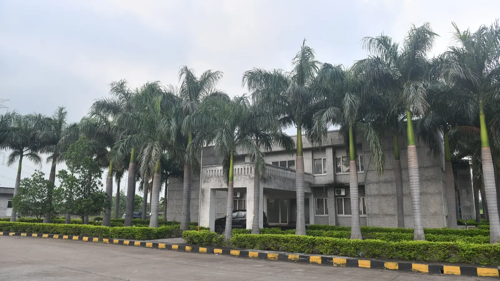 Admin building and developed campus plots